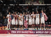 半岛体育教练-美国队员全面发挥，登上领奖台