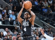 半岛体育官网入口-雷霆逆转马刺，主队全员发挥出色