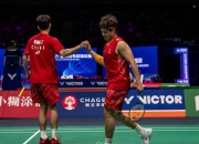 半岛体育培训-亚洲足球杯赛场上对决激烈，精彩纷呈