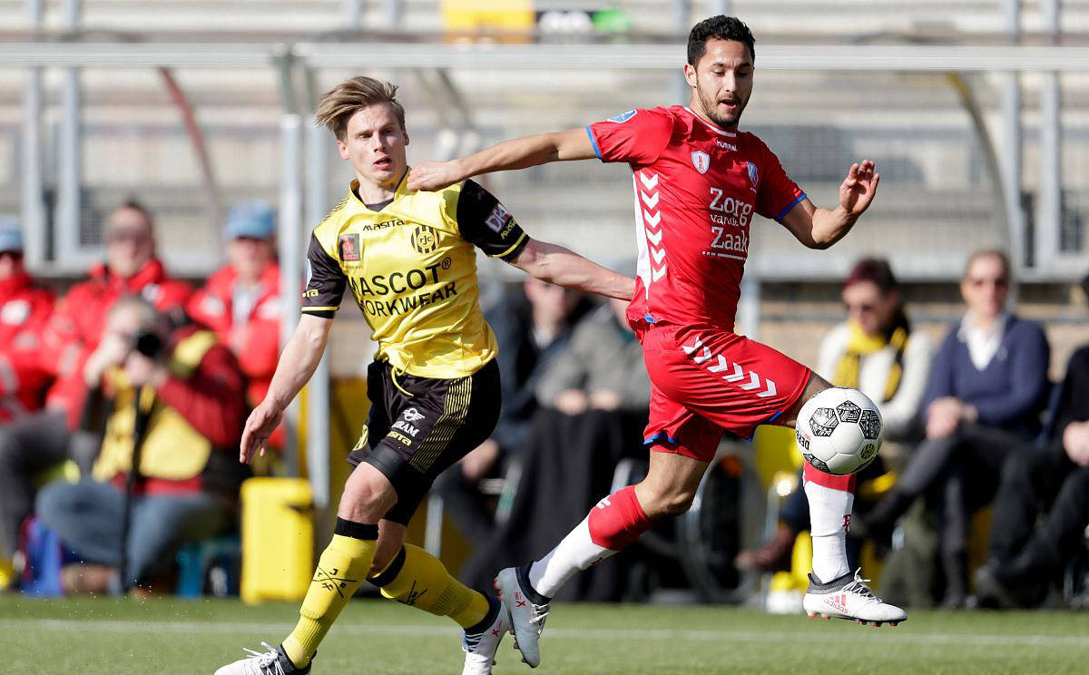 马略卡不敌阿拉维斯，遭遇失利