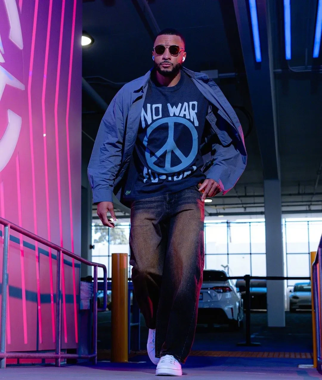 包含维罗城后防线失误频现，球队丢球情况令人惋惜的词条