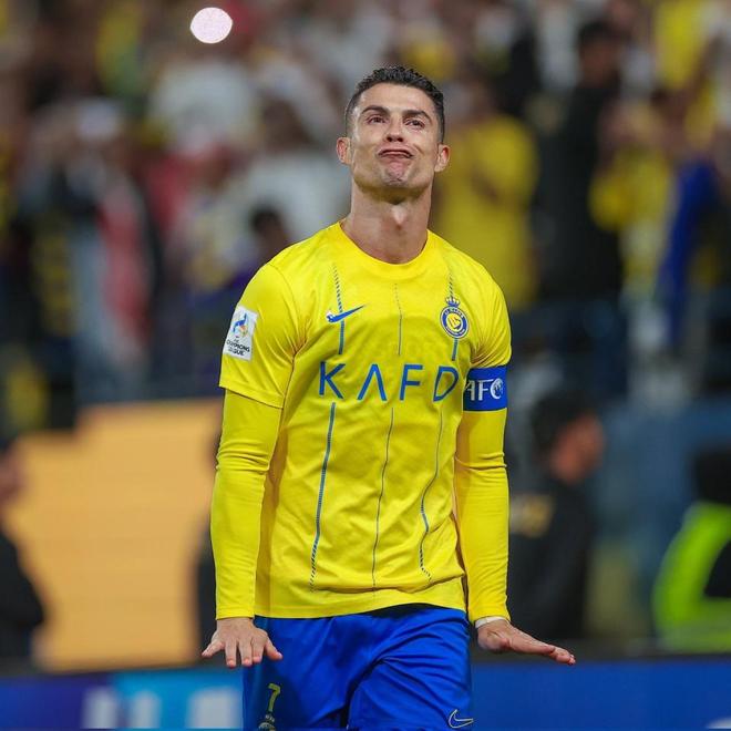 包含C罗帽子戏法!尤文图斯大胜那不勒斯-的词条 包含C罗帽子戏法!尤文图斯大胜那不勒斯-的词条