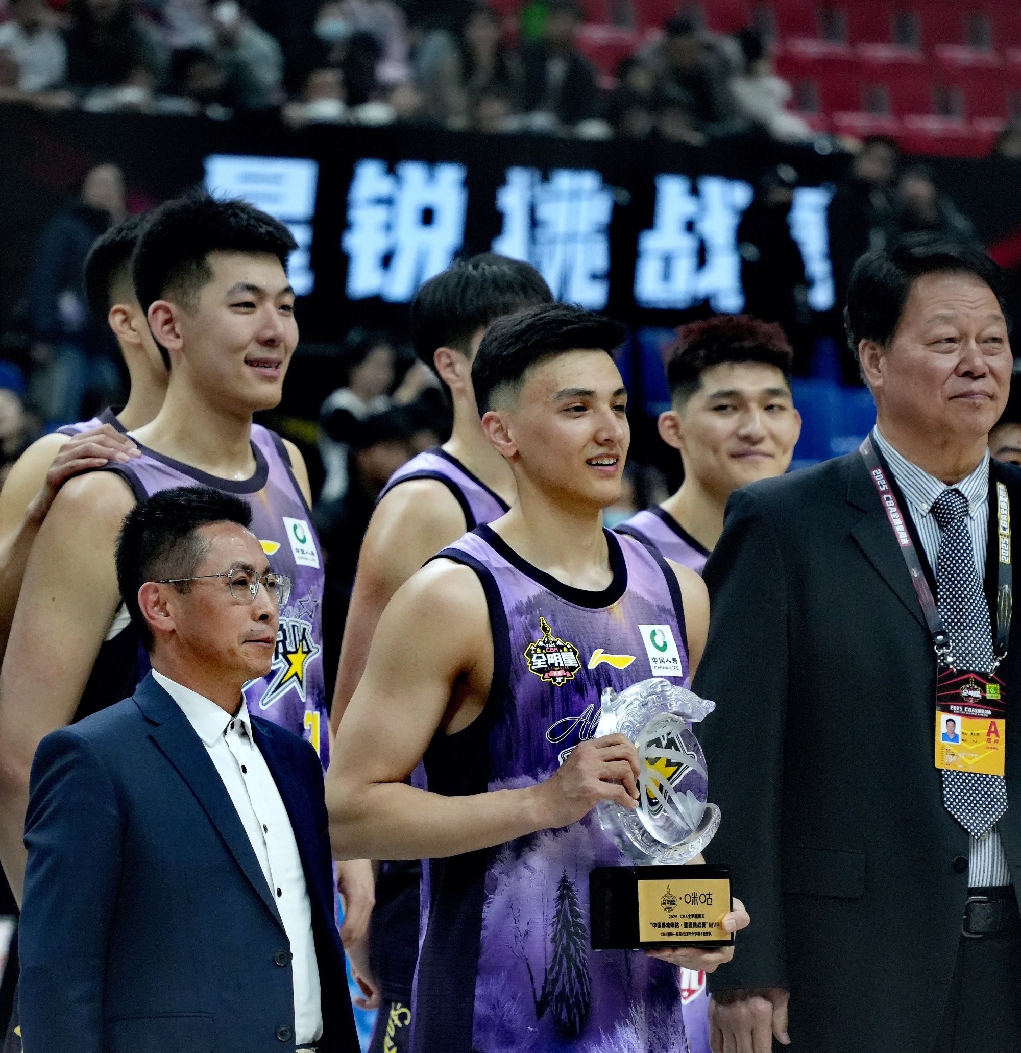 新晋明星在中国篮球联赛中崭露头角