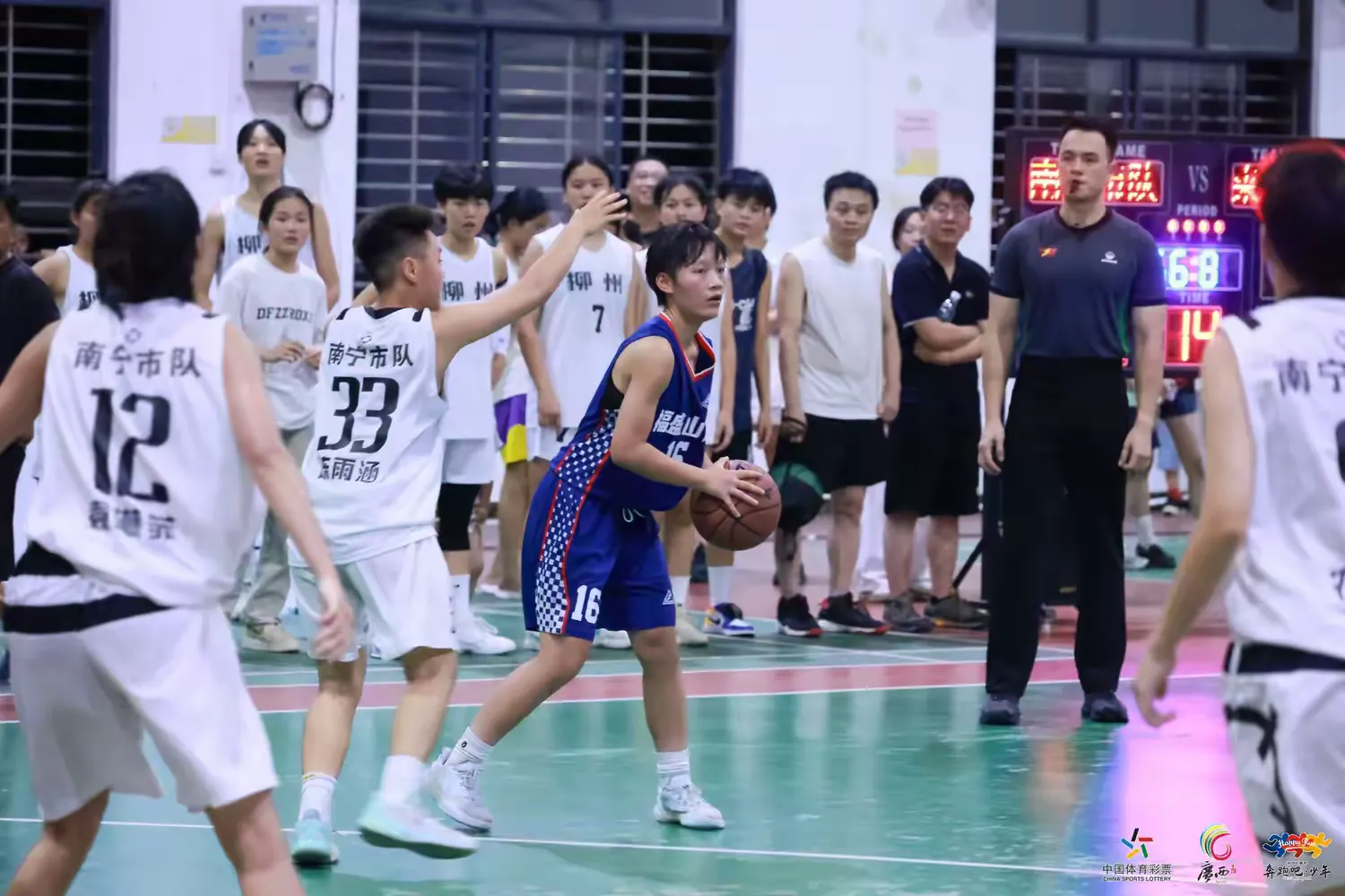 广西女篮击败江苏队，书写出一场精彩的篮球赛事的简单介绍