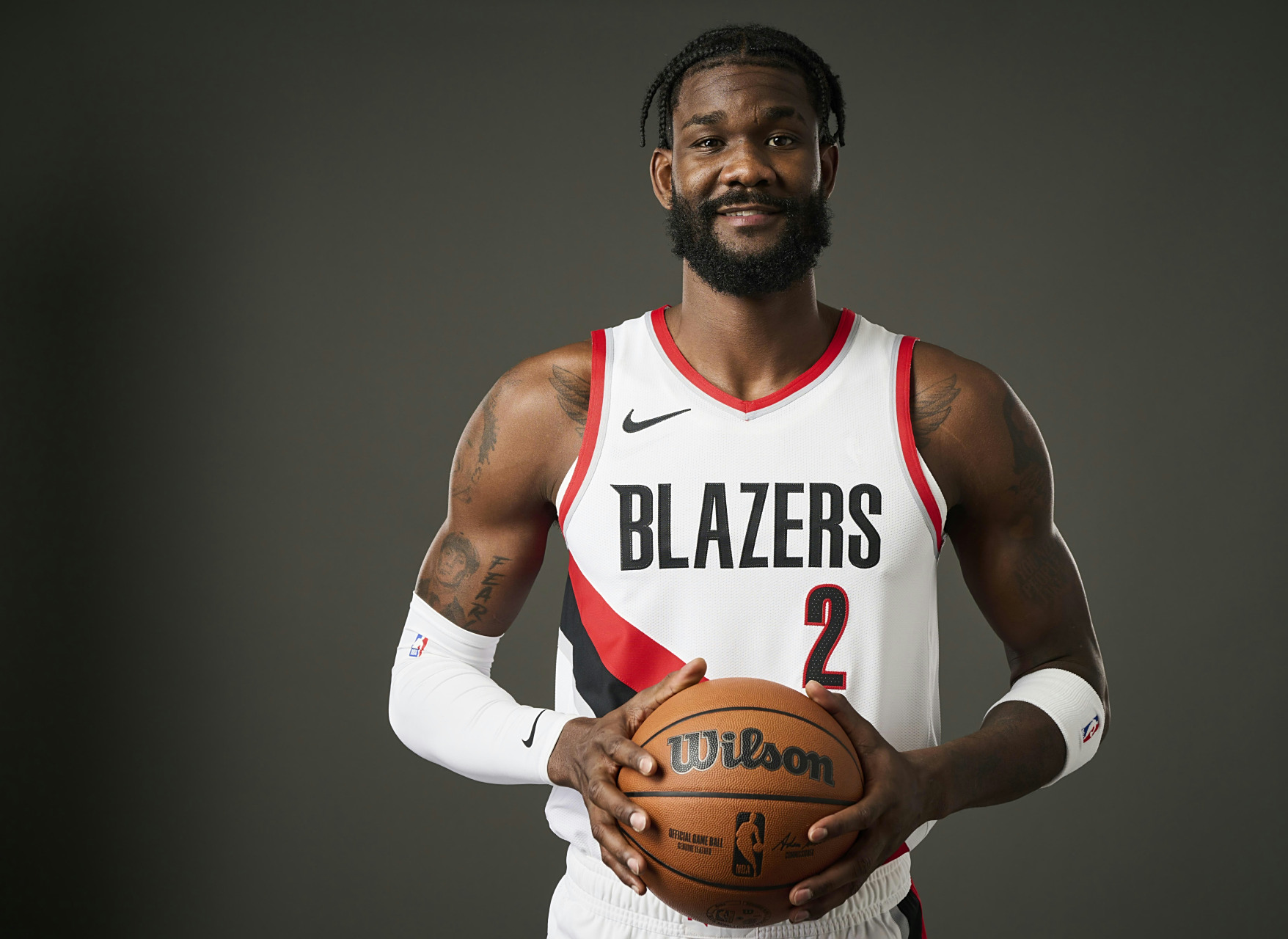 开拓者客场惜败魔术，失去领先优势