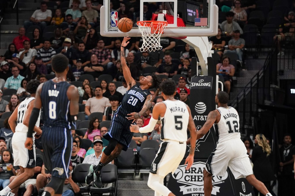 篮网不敌马刺，主力伤愈复出却难以逆转