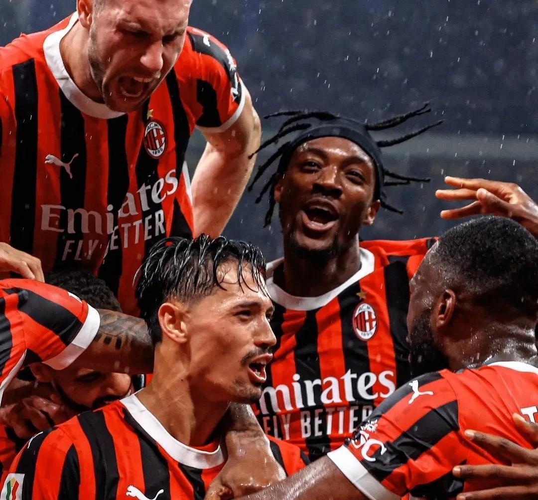 包含勇士奋力抗衡:AC米兰客场苦战国米,小组赛紧密对决的词条 包含勇士奋力抗衡:AC米兰客场苦战国米,小组赛紧密对决的词条