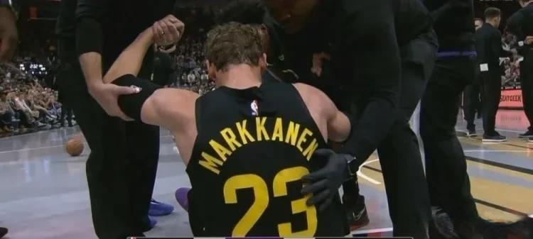 球队未能在最新一场比赛中取得胜利，教练寻找胜因的简单介绍