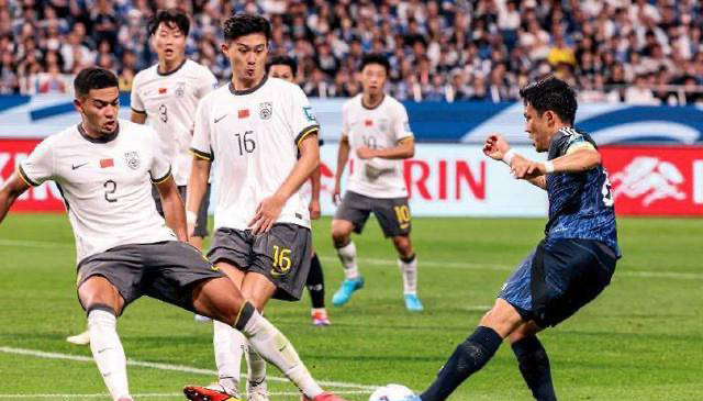 沙特劲旅击败对手晋级下一轮比赛