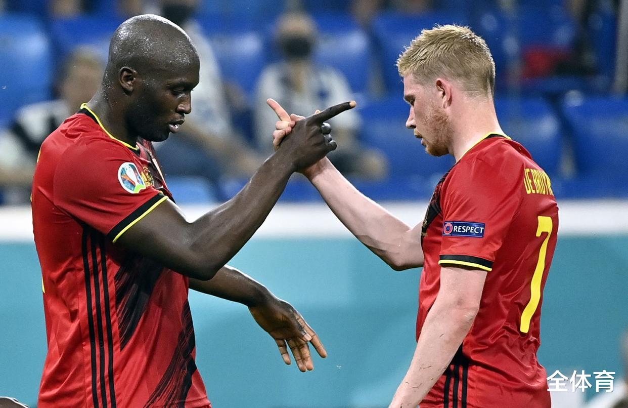 双方对决精彩纷呈,技战术碰撞悉数展现的简单介绍 双方对决精彩纷呈,技战术碰撞悉数展现的简单介绍