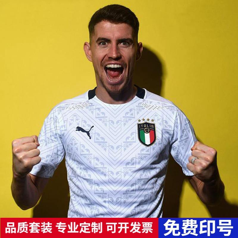 非洲足球明星球衣广告拍摄曝光,引发时尚界关注的简单介绍 非洲足球明星球衣广告拍摄曝光,引发时尚界关注的简单介绍