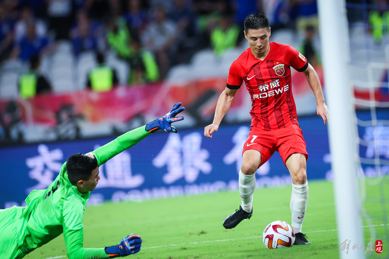 关于希洪竞技主场取胜，扩大优势的信息